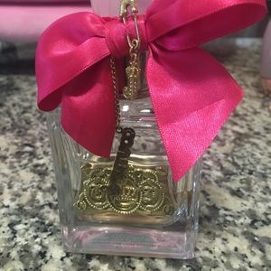Juicy Couture Viva La Juicy perfume